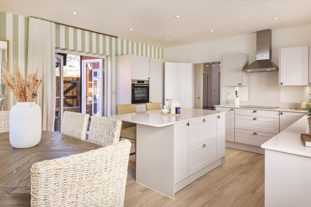 Additional image 3 of 4 bed detached house for saleBanbury Road, Chipping Norton OX7