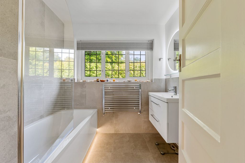 Additional image 21 of 6 bed detached house for saleHarestone Hill, Caterham CR3