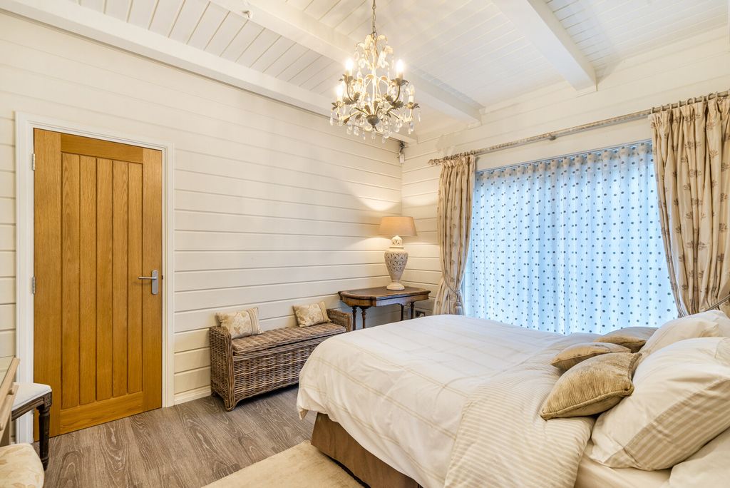 Additional image 15 of 4 bed detached house for saleLaleham Reach, Chertsey KT16