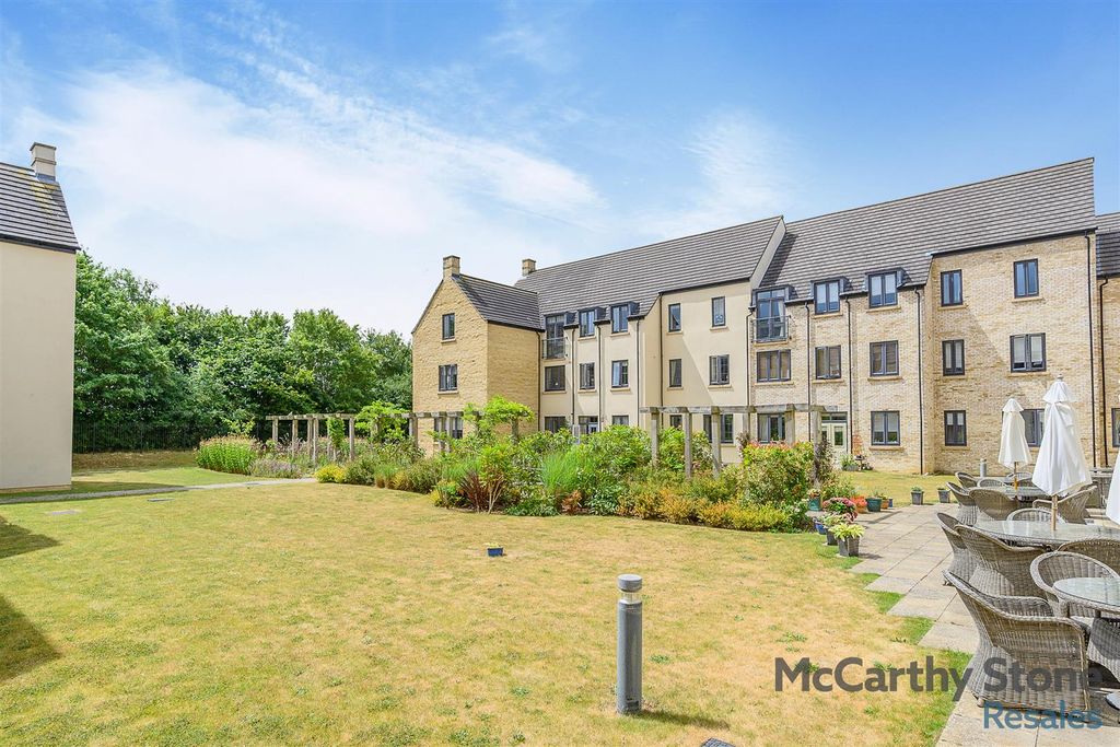 Additional image 41 of 1 bed flat for saleWatson Place, Trinity Road, Chipping Norton, Oxfordshire OX7