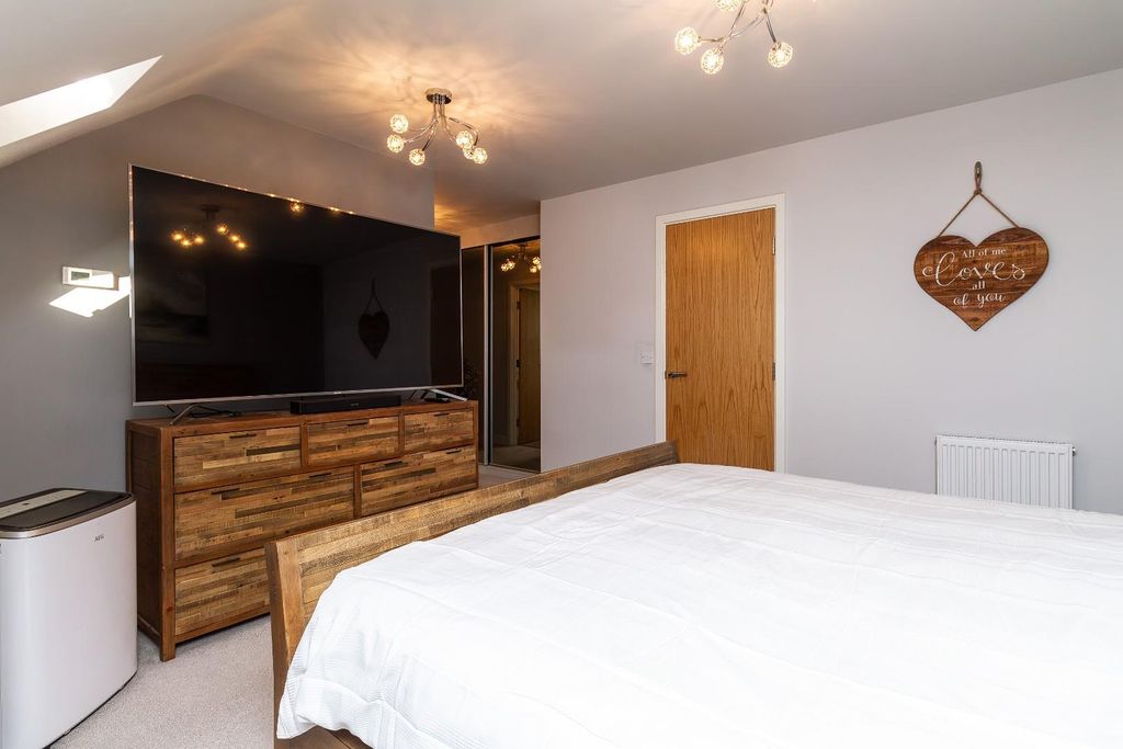 Additional image 16 of 5 bed detached house for saleColclough Close, Castleford WF10