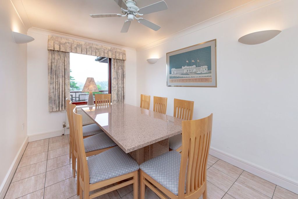 Additional image 17 of 5 bed flat for saleSt. Mary's Mount, Caterham CR3