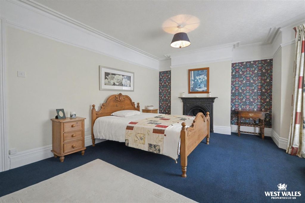 Additional image 11 of 5 bed semi-detached house for salePark Place, Cardigan SA43