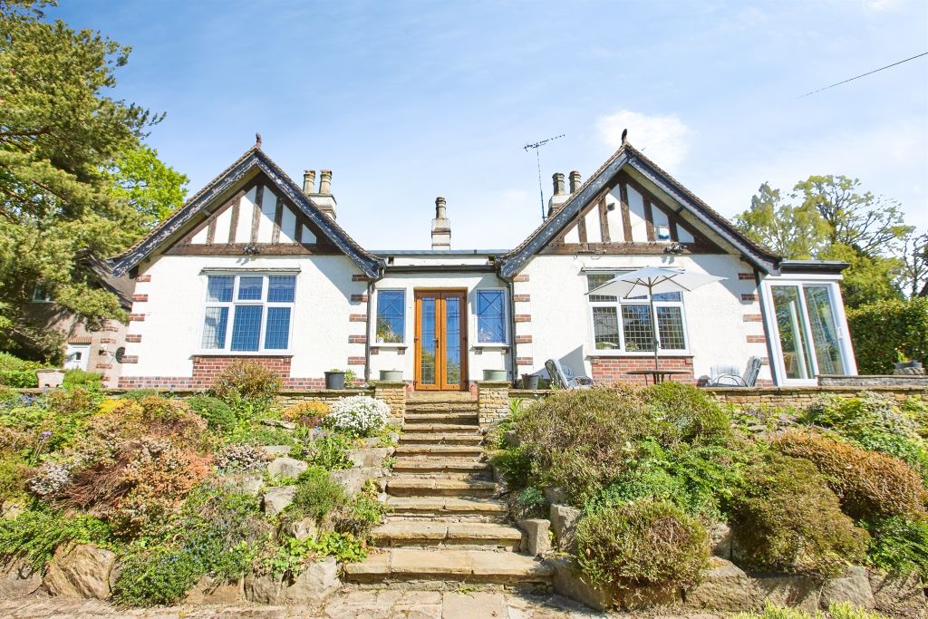 4 bed detached bungalow for saleHighfield Drive, Burton-On-Trent DE15