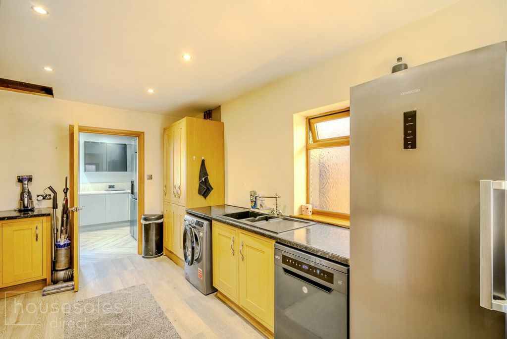 Additional image 5 of 4 bed detached house for saleMount Ballan Bungalows Portskewett, Caldicot NP26