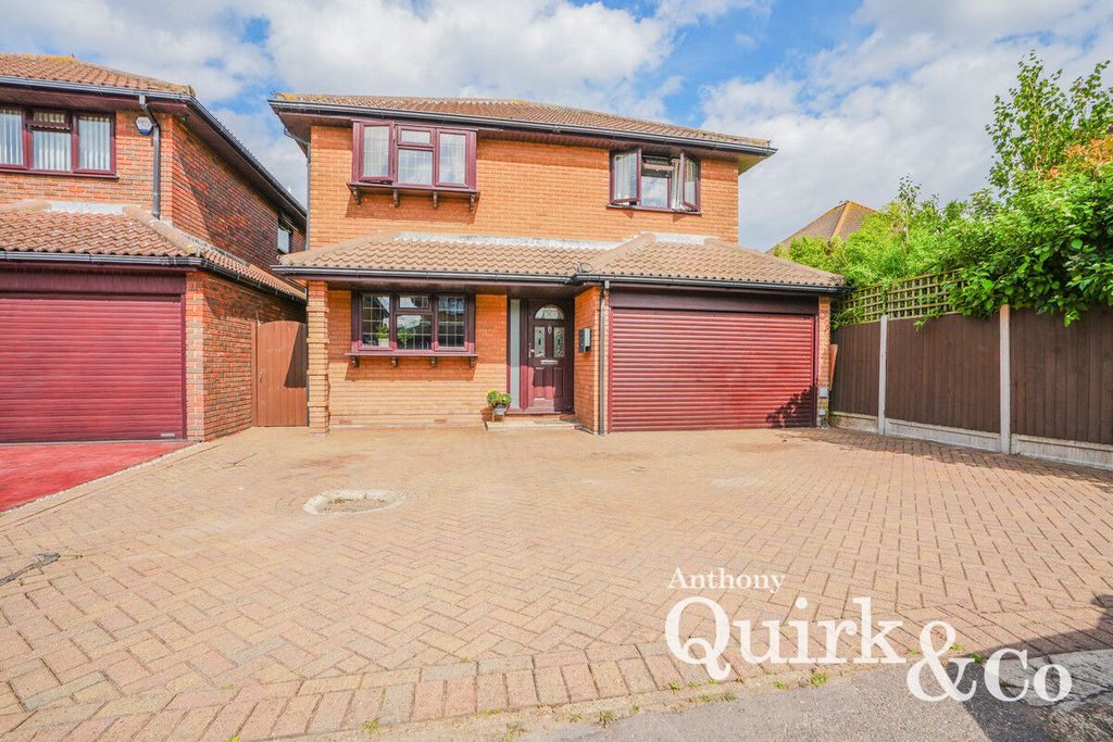 Additional image 19 of 4 bed detached house for saleBeach House Gardens, Canvey Island SS8