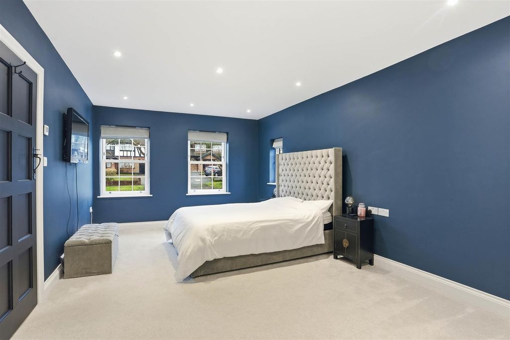 Additional image 38 of 7 bed detached house for saleWest Way, Carshalton SM5