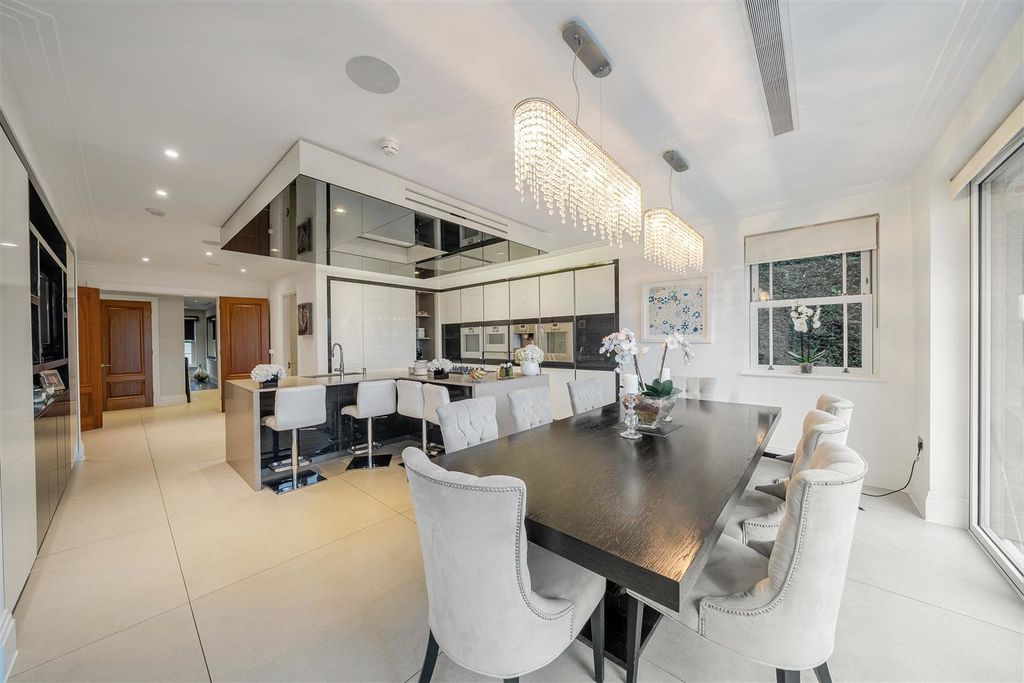 Additional image 13 of 5 bed detached house for saleProwse Avenue, Bushey Heath, Bushey WD23