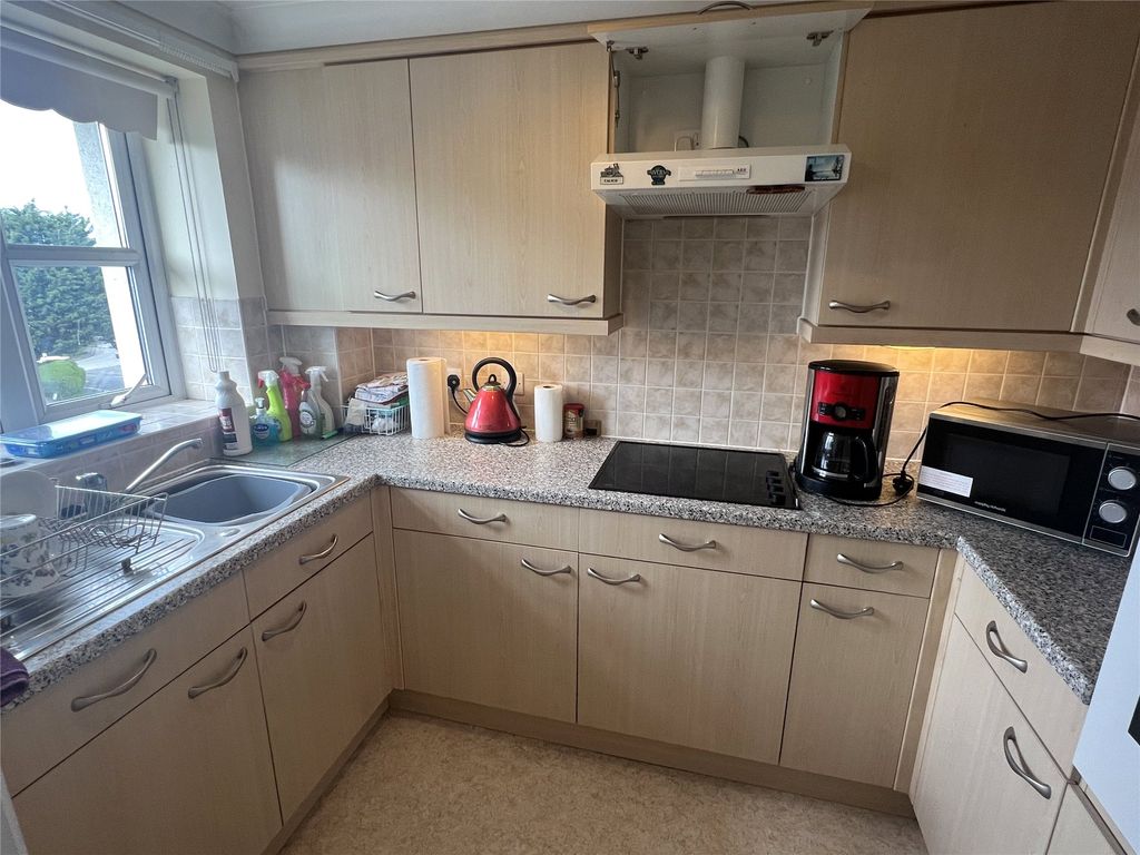 Additional image 2 of 1 bed flat for saleTrevithick Road, Camborne, Cornwall TR14