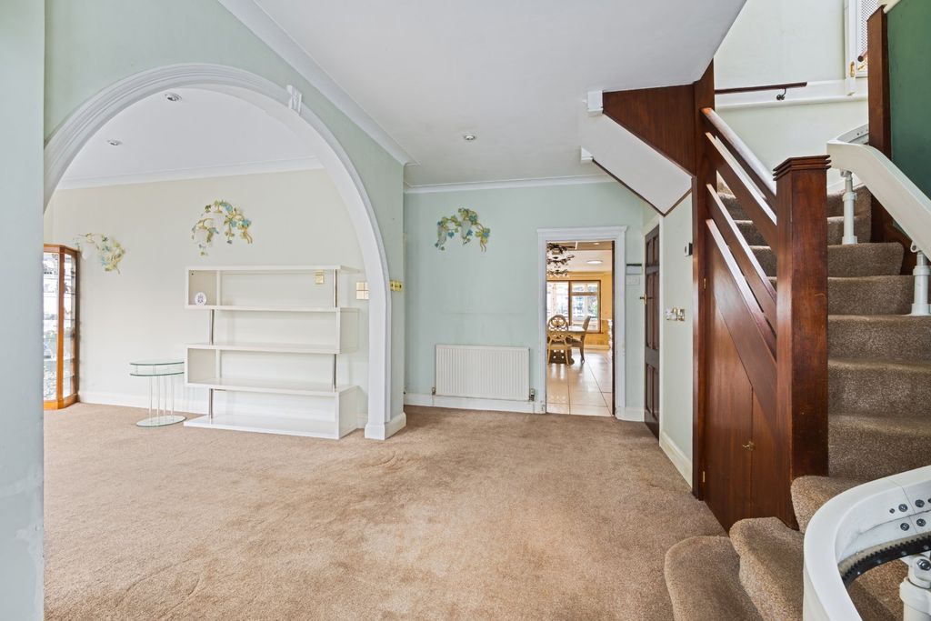 Additional image 21 of 6 bed semi-detached house for saleSalisbury Road, Carshalton SM5