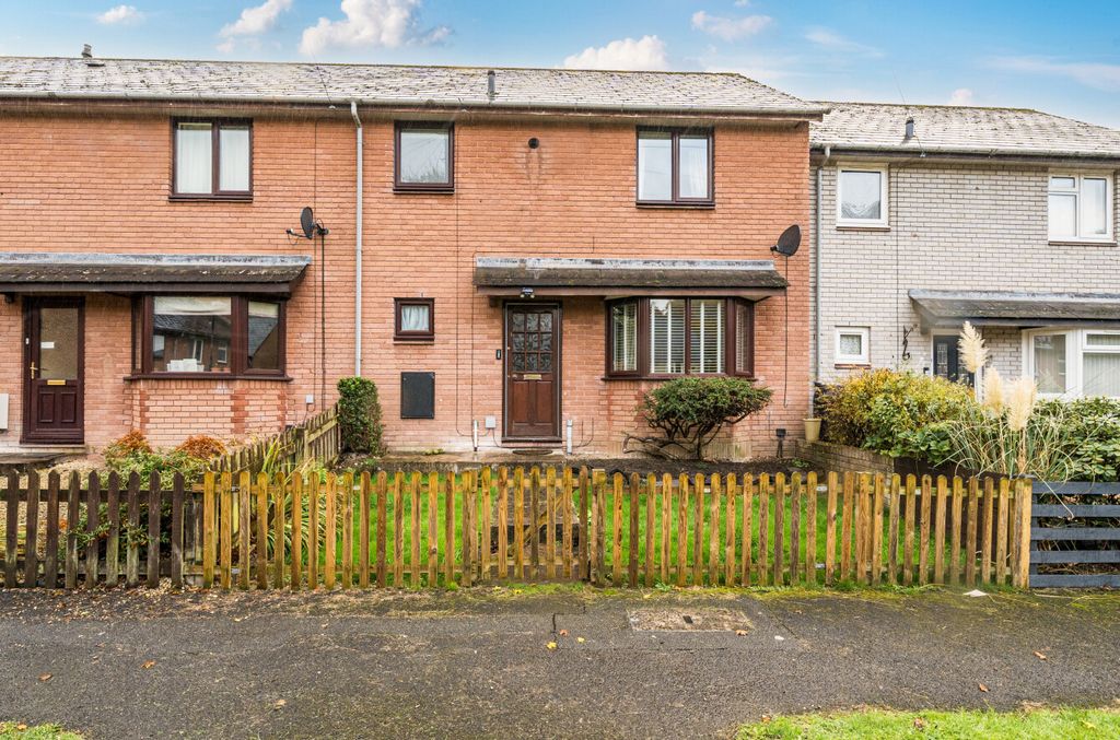 3 bed terraced house for saleLon Glanyrafon, Vaynor, Newtown, Powys SY16