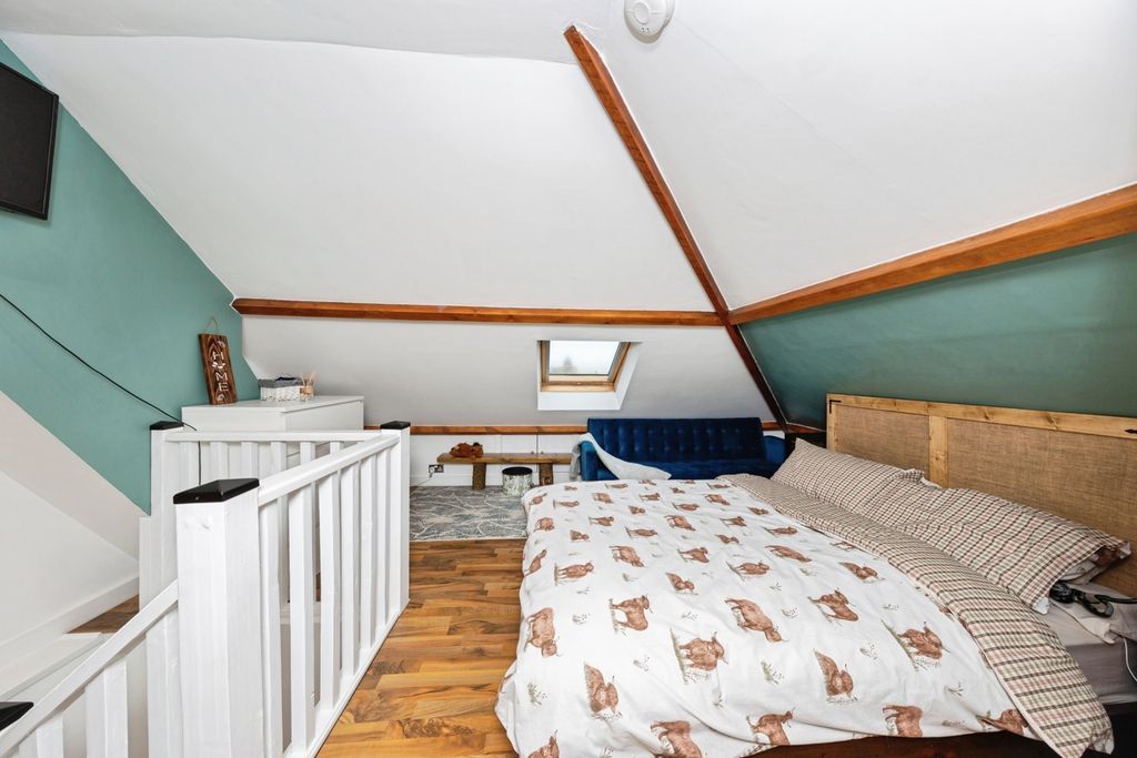 Additional image 16 of 4 bed semi-detached house for saleSteele Avenue, Carmarthen, Carmarthenshire SA31