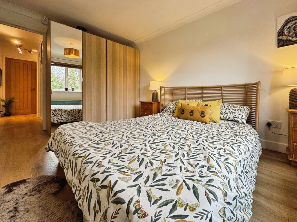 Additional image 7 of 1 bed flat for salePlymouth Road, Liskeard, Cornwall PL14