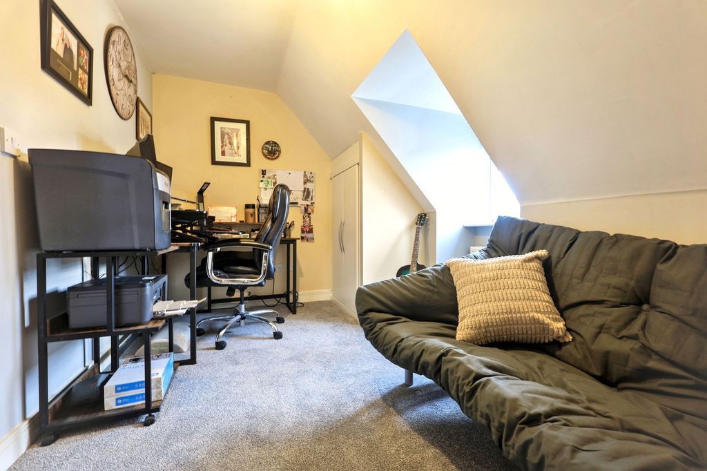 Additional image 19 of 5 bed detached house for saleBerryfield Way, Carterton OX18