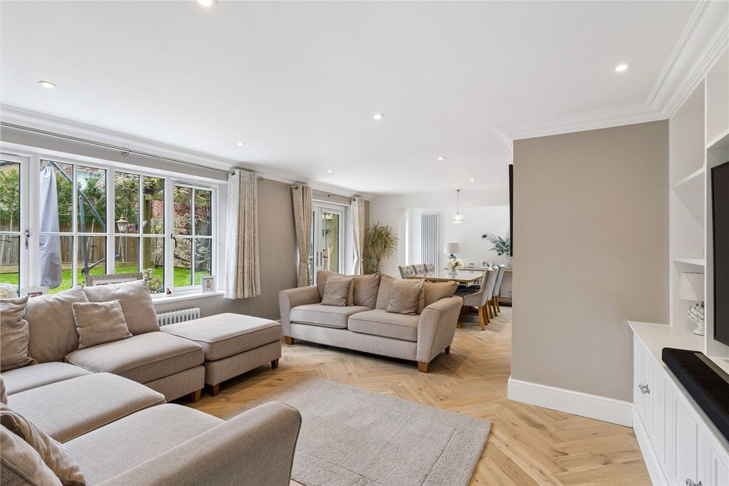 Additional image 6 of 4 bed detached house for saleCrossway, Chesham, Buckinghamshire HP5