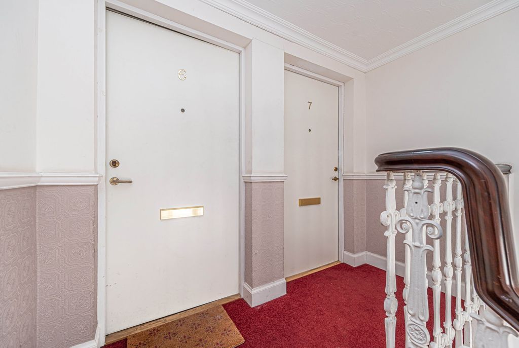 Additional image 3 of 2 bed flat for saleEast Fergus Place, Kirkcaldy KY1