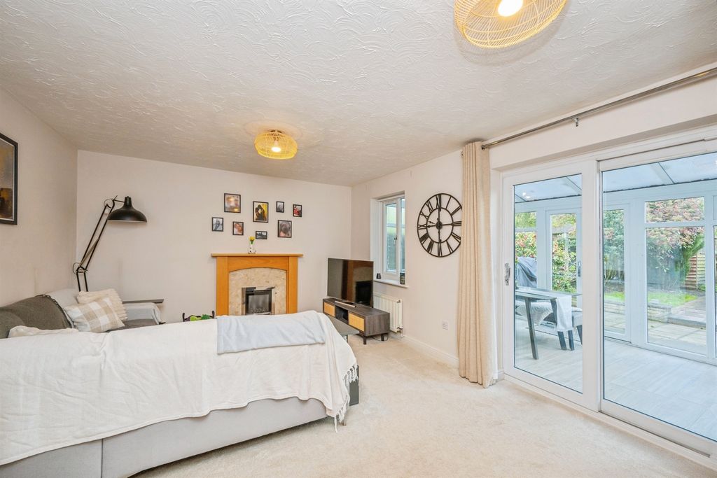 Additional image 20 of 3 bed semi-detached house for saleWillett Avenue, Burntwood WS7