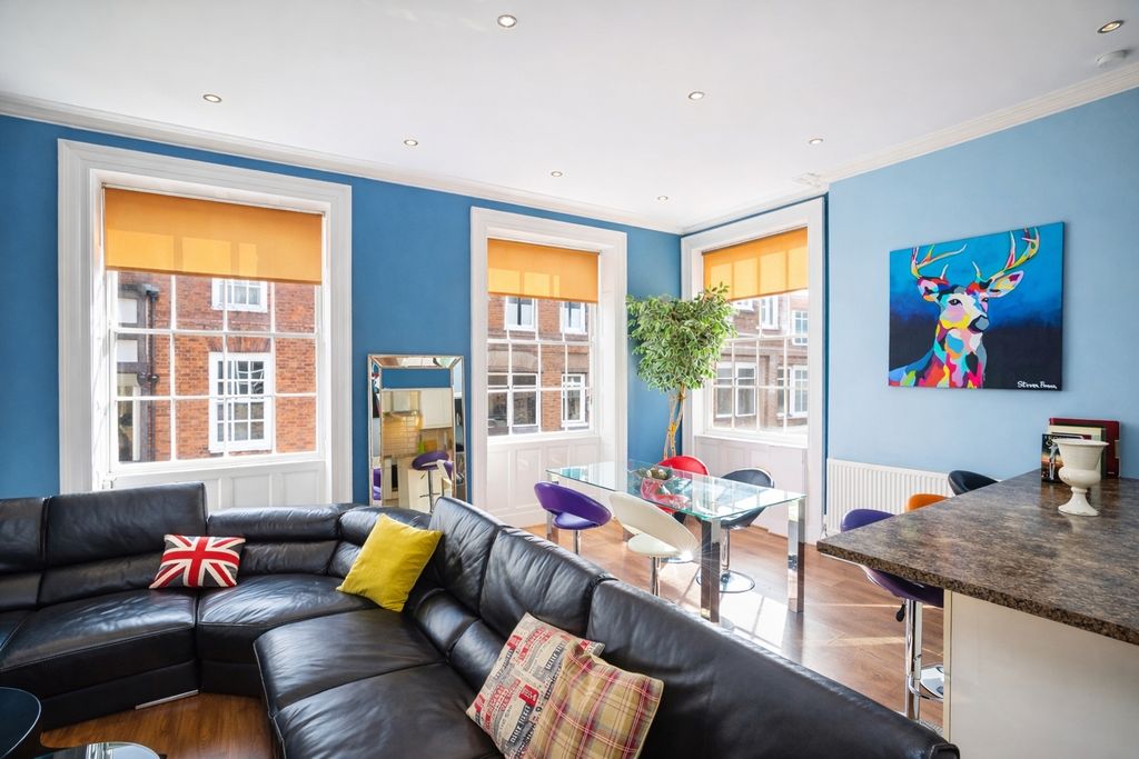 Additional image 4 of 2 bed flat for saleWatergate Street, Chester, Cheshire CH1