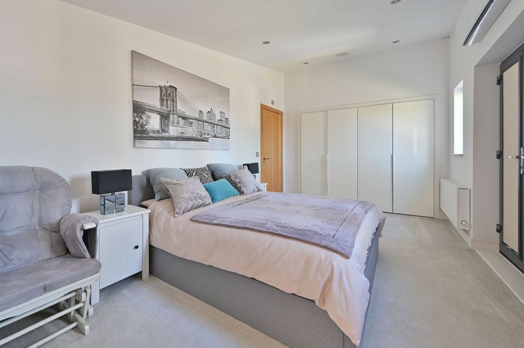 Additional image 22 of 5 bed detached house for saleThe Harlequins, Sandy Lane, Bushey WD23