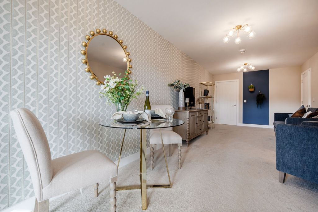 Additional image 3 of 2 bed flat for salePalmers Fields Avenue, Chichester PO19