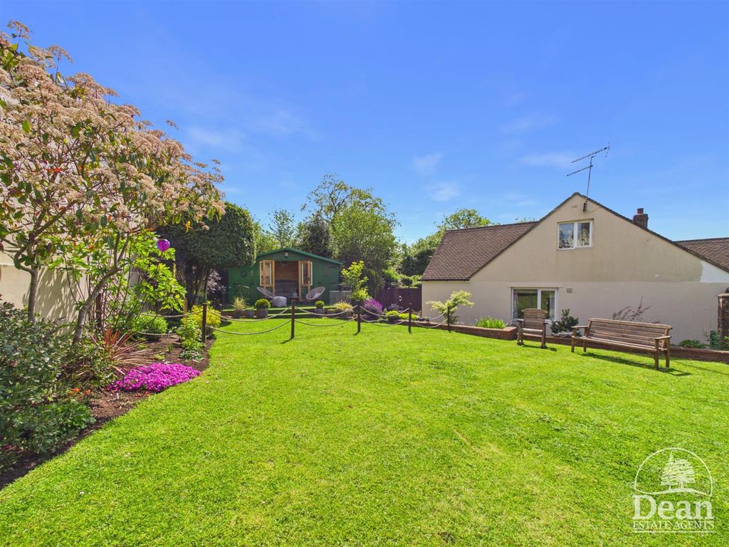 Additional image 23 of 3 bed detached bungalow for saleSt. Whites Road, Cinderford GL14