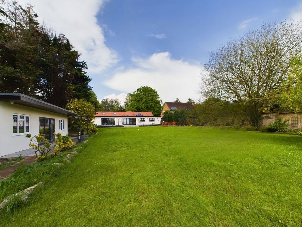 Additional image 9 of 7 bed bungalow for saleRuxbury Road, Chertsey, Surrey KT16