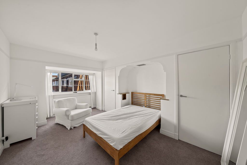 Additional image 8 of 2 bed flat for saleWest Street Lane, Carshalton SM5
