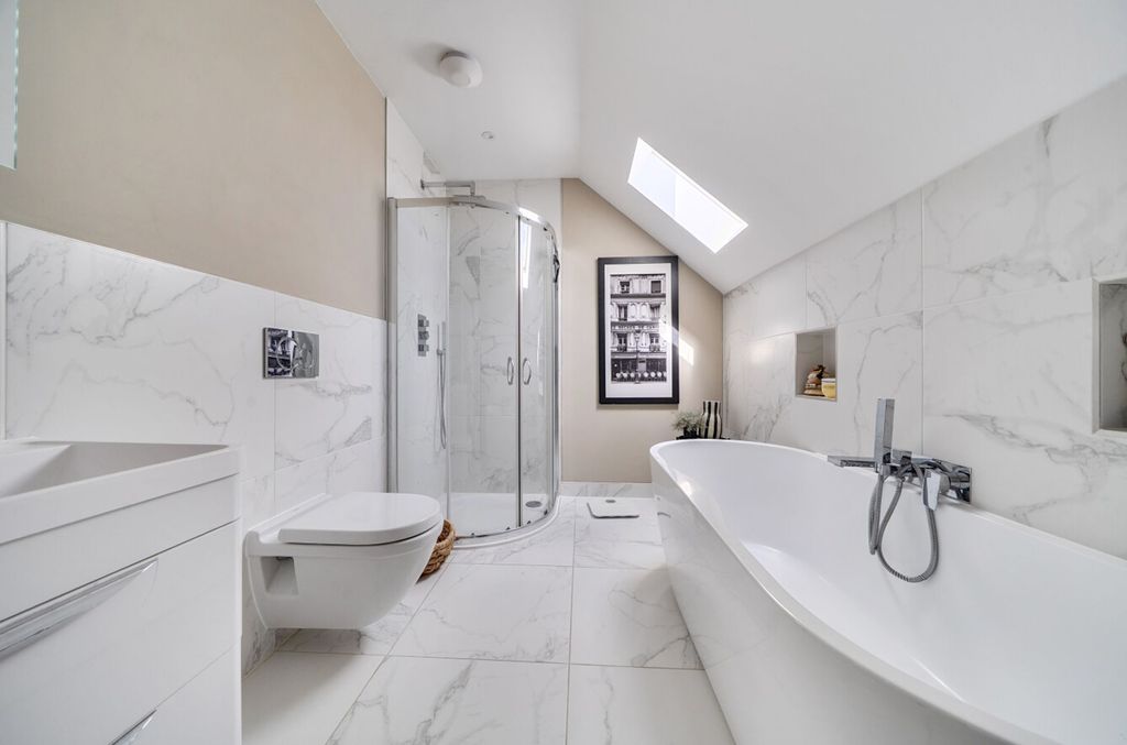 Additional image 32 of 4 bed detached house for saleLyndhurst Place, Chichester PO19