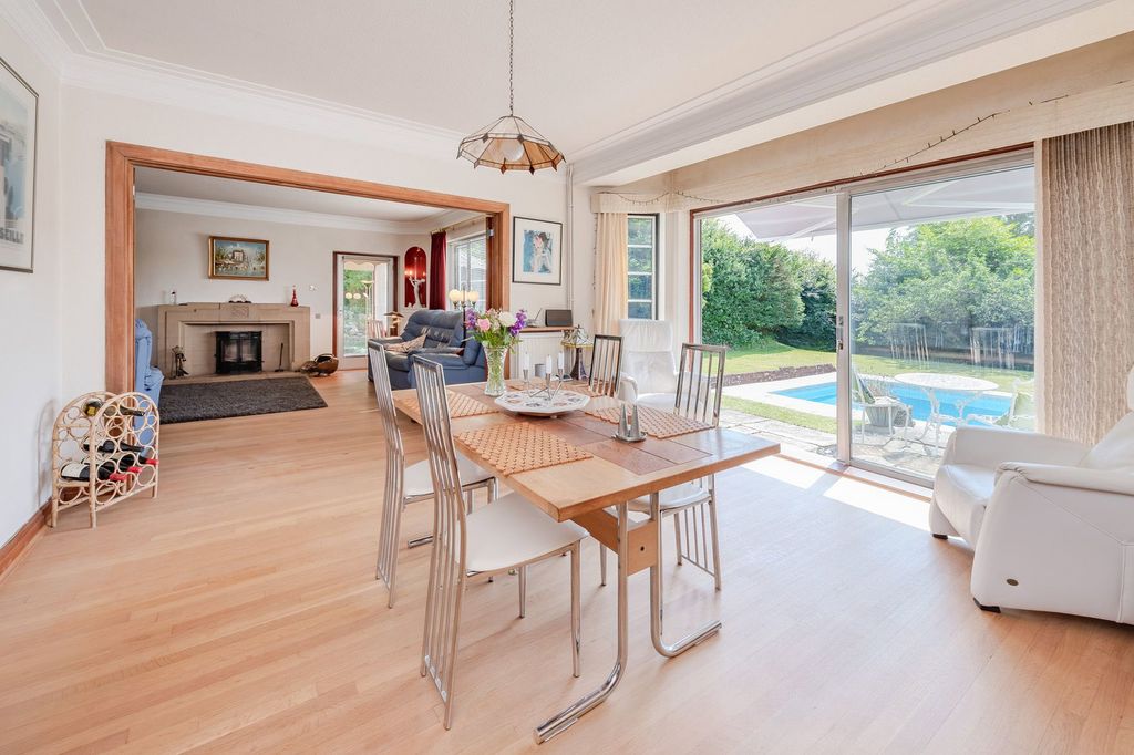 Additional image 2 of 5 bed detached house for saleHarestone Hill, Caterham CR3