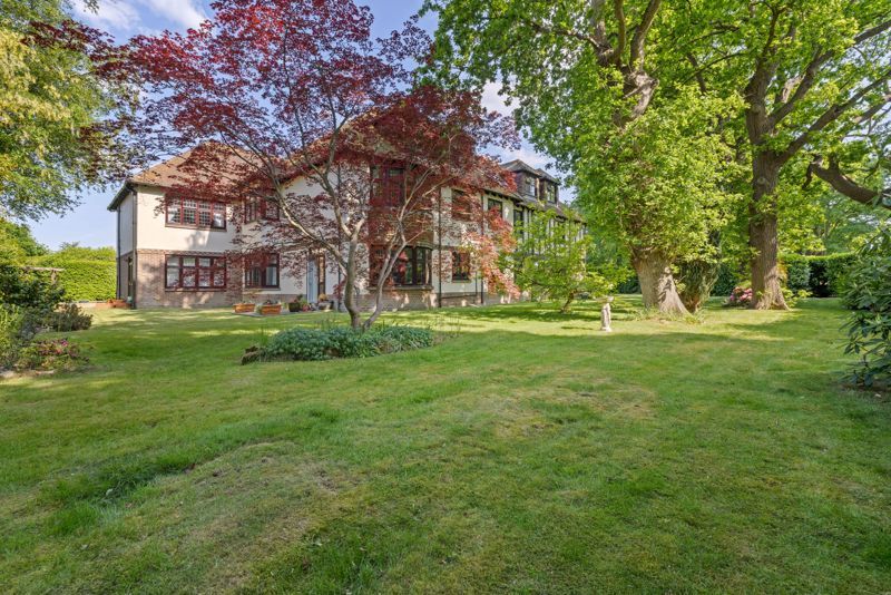Additional image 18 of 2 bed flat for saleThe Avenue, Summersdale, Chichester PO19