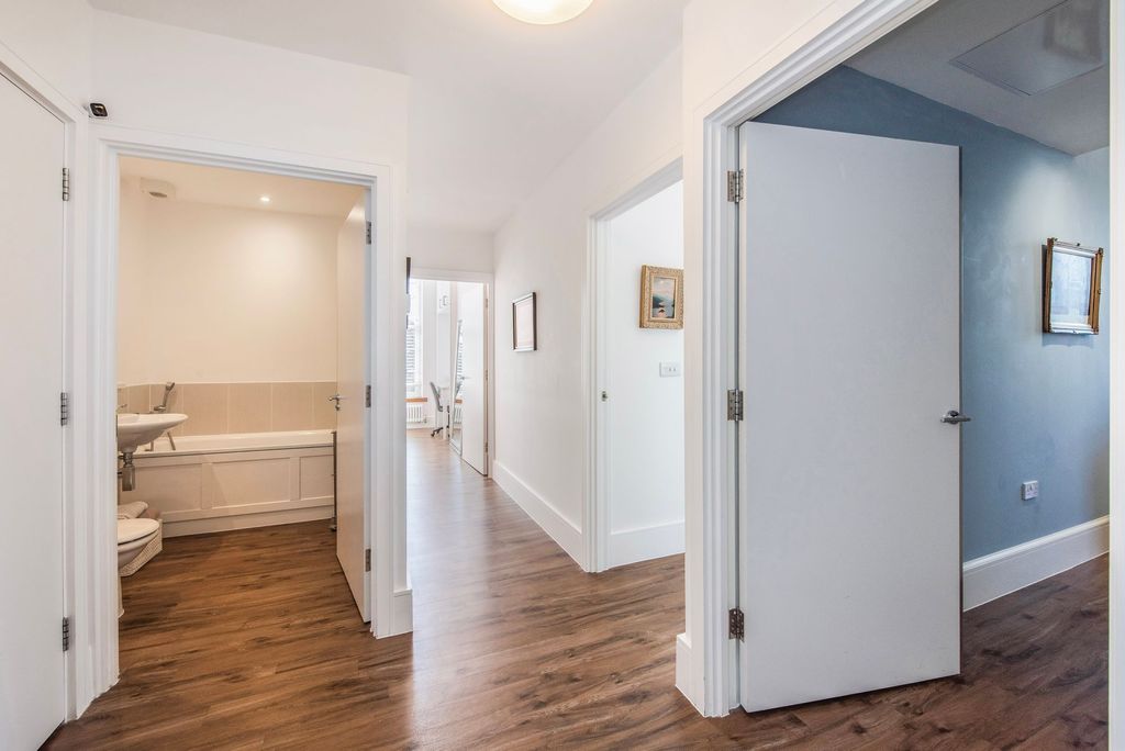 Additional image 8 of 2 bed flat for saleHomestead Road, Chichester PO19