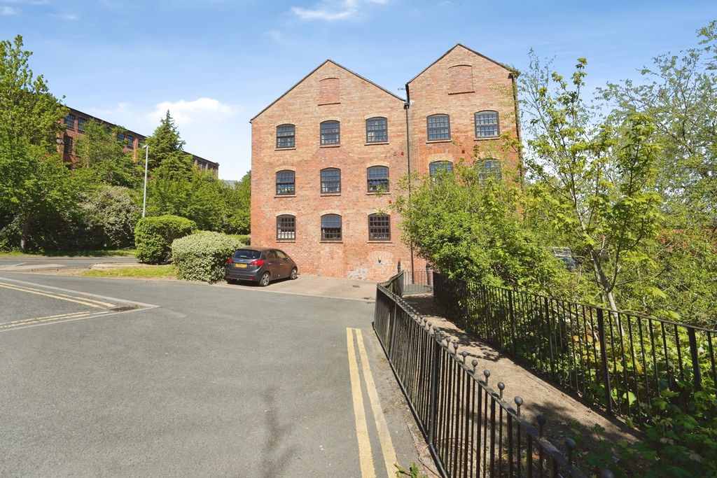 Additional image 9 of 2 bed flat for saleMill Bank, Evesham, Worcestershire WR11