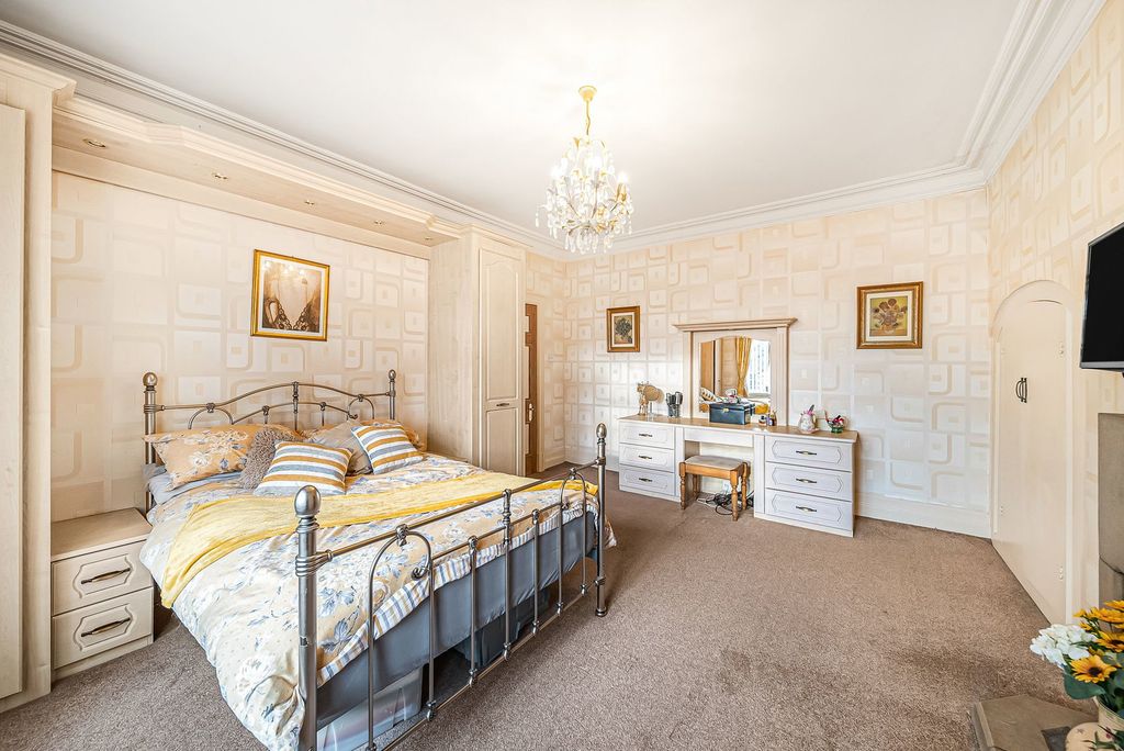 Additional image 40 of 4 bed detached house for salePadiham Road, Burnley BB12