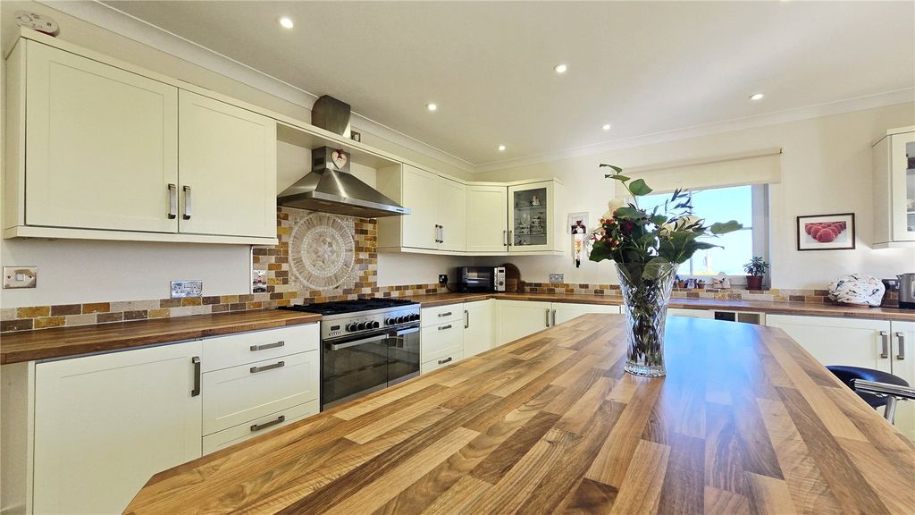 Additional image 9 of 4 bed detached house for saleTroed Y Garn, Llanfairynghornwy, Holyhead, Isle Of Anglesey LL65