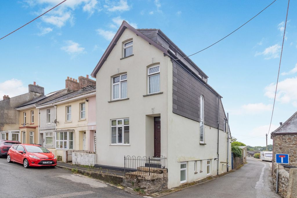 Additional image 17 of 5 bed end terrace house for saleValentine Row, Callington, Cornwall PL17