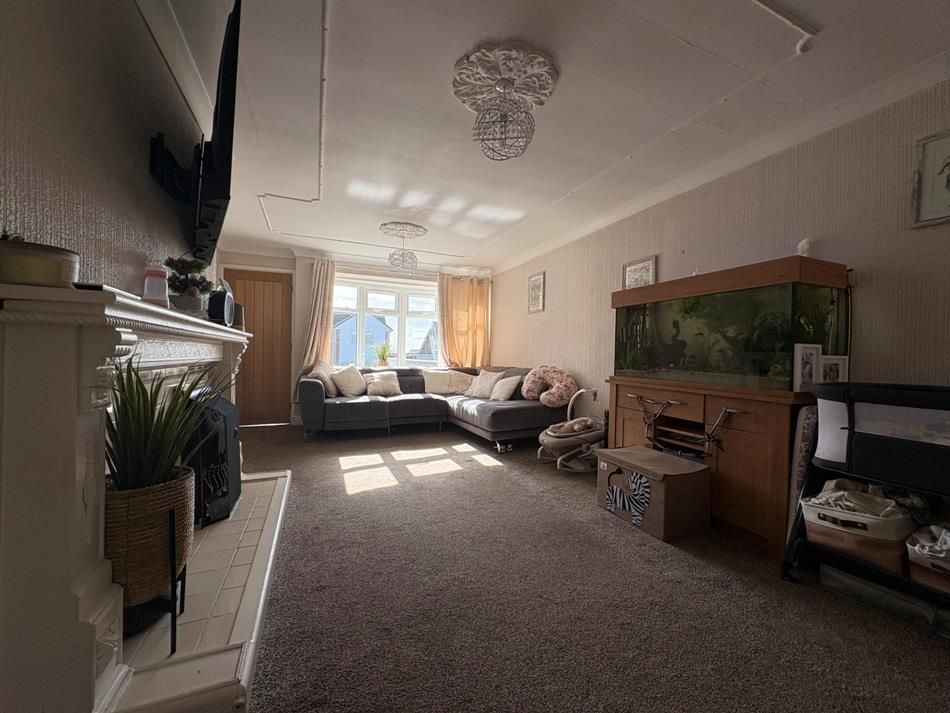 Additional image 8 of 4 bed link detached house for saleLeafenden Avenue, Burntwood WS7