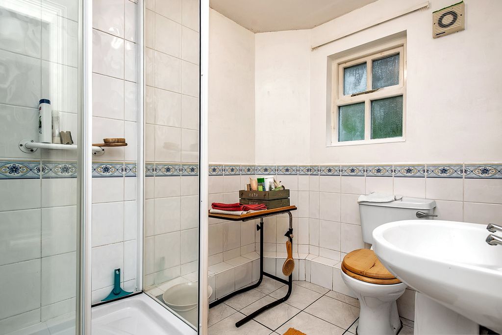 Additional image 11 of 1 bed flat for saleWood Close Gardens, Arnside LA5