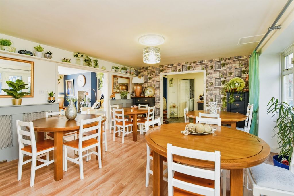 Additional image 11 of 14 bed detached house for saleLacock Road, Patterdown, Chippenham SN15