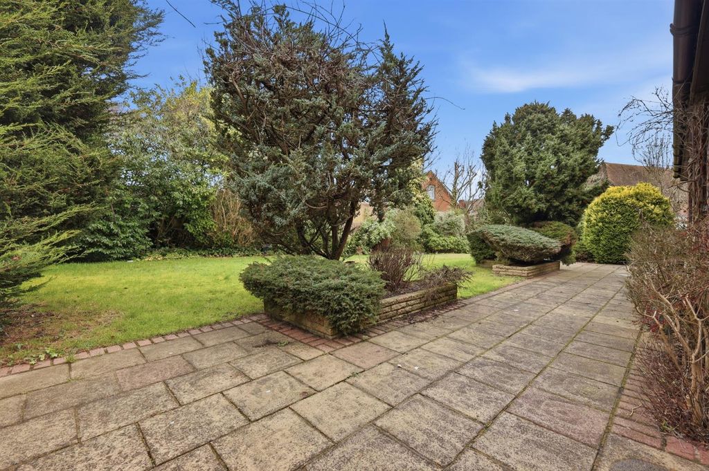 Additional image 47 of 6 bed detached house for saleBromley Lane, Chislehurst BR7