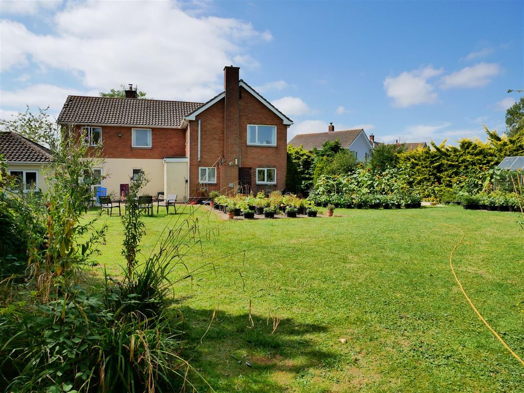 5 bed detached house for saleWarren Crescent, Calne SN11