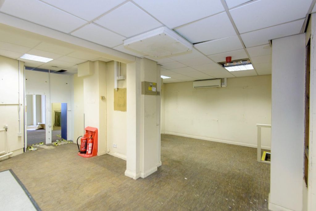 Additional image 9 of Property for saleBank Street, Castleford WF10