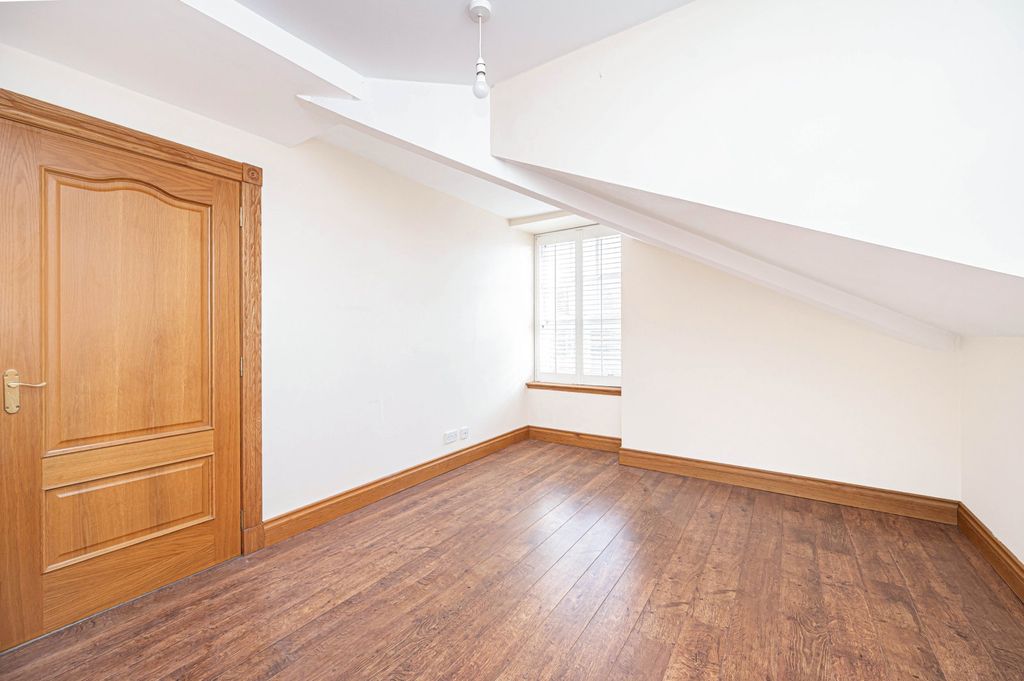 Additional image 14 of 2 bed flat for saleEast Fergus Place, Kirkcaldy KY1