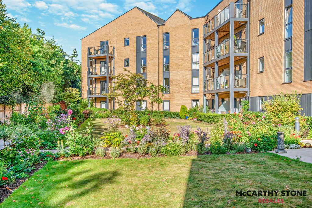 Additional image 2 of 2 bed flat for saleMiami House, Princes Road, Chelmsford, Essex CM2