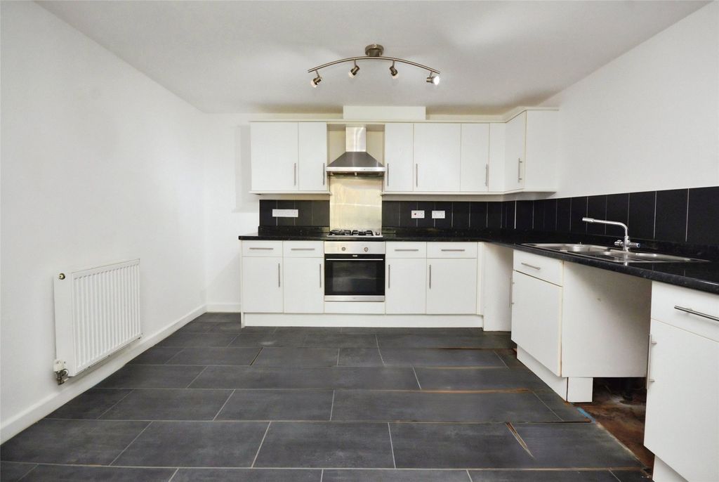 Additional image 4 of 2 bed flat for saleWest Malling Avenue, Plymouth, Devon PL5