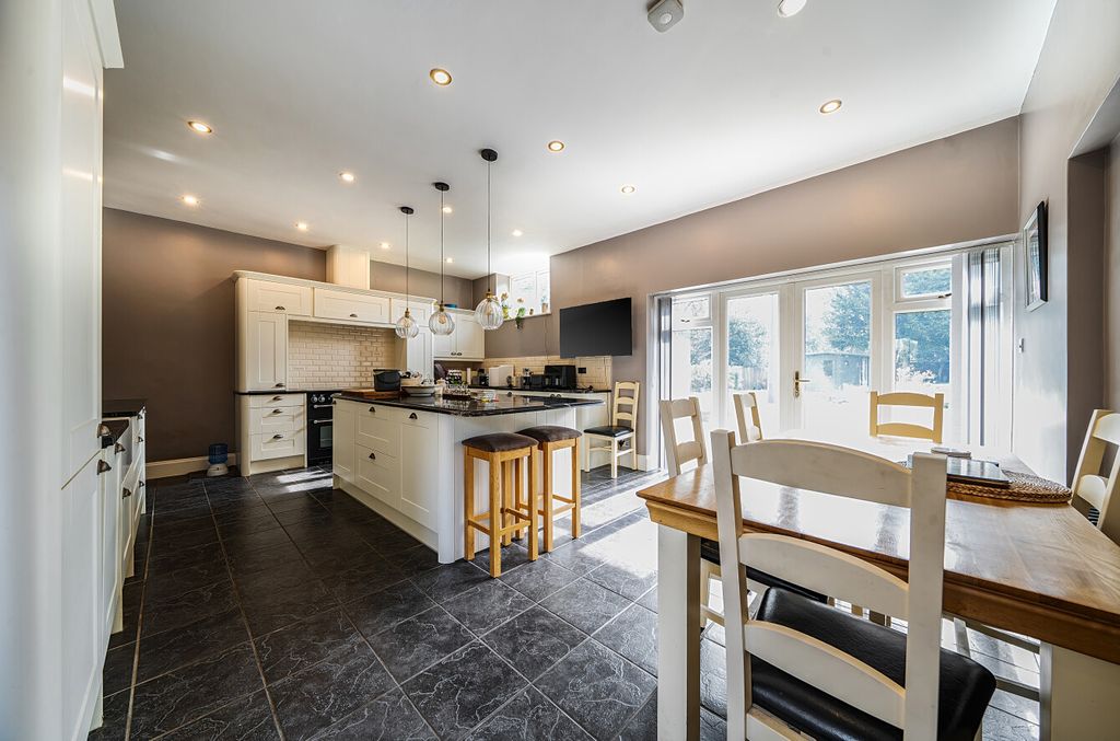 Additional image 7 of 4 bed detached house for saleKemnal Road, Chislehurst, Kent BR7
