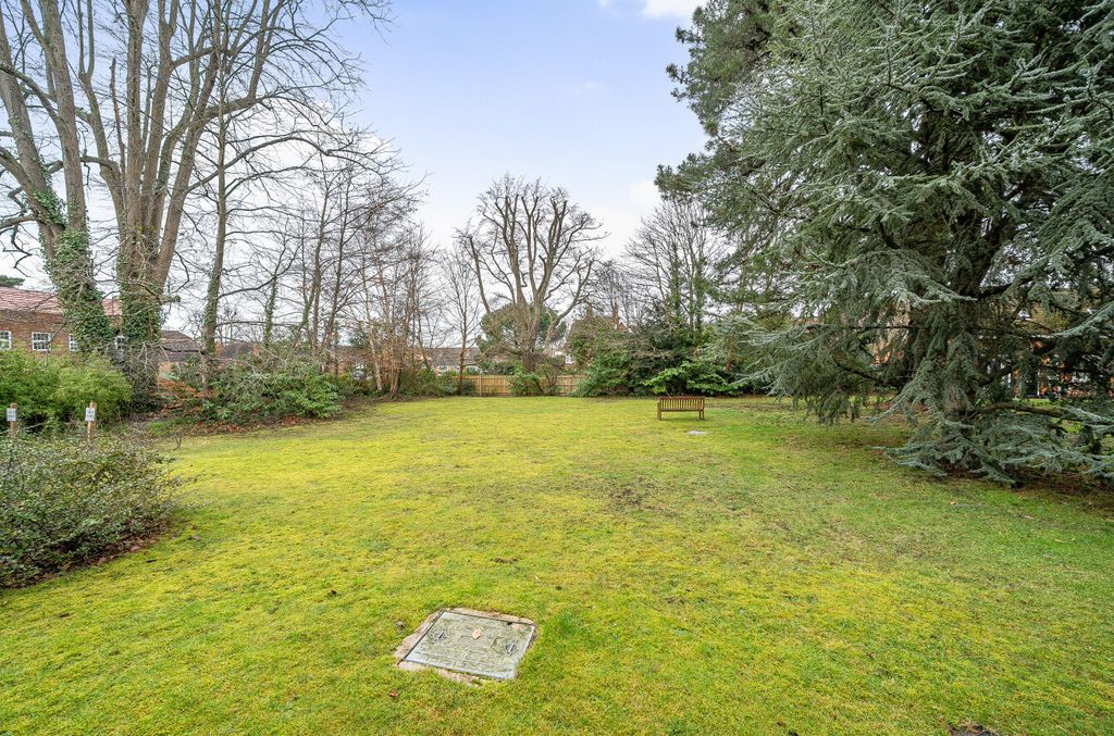 Additional image 7 of 2 bed flat for saleUpper Park Place, 29-31 Upper Park Road, Camberley, Surrey GU15