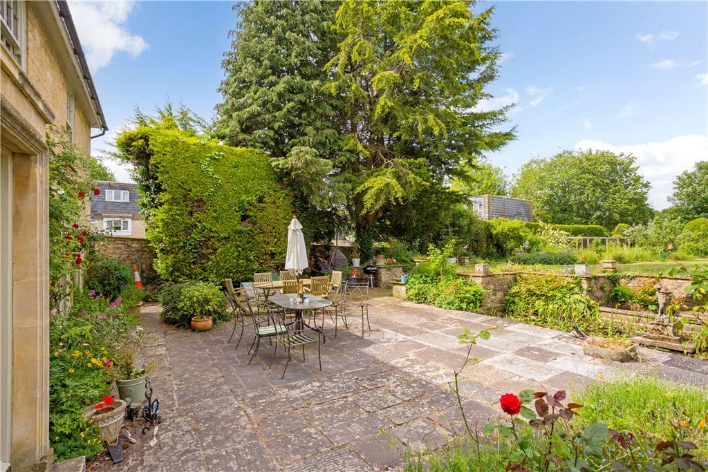 Additional image 20 of 4 bed semi-detached house for saleCastle Street, Calne, Wiltshire SN11