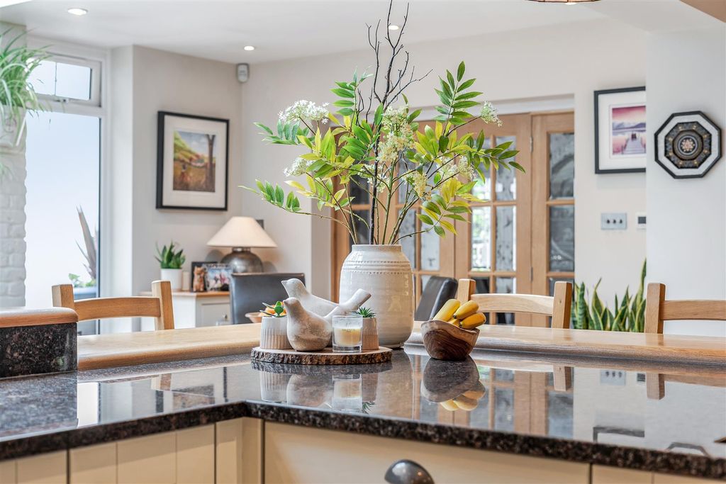 Additional image 37 of 6 bed detached house for saleCrawley Ridge, Camberley, Surrey GU15