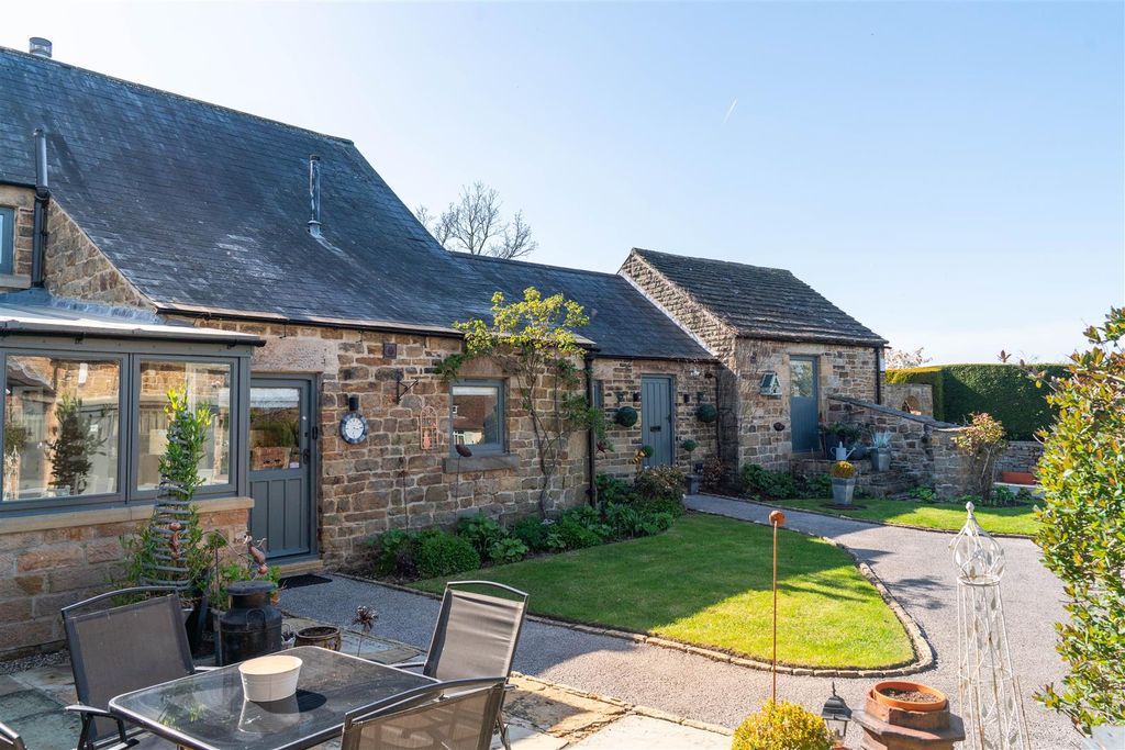 Additional image 74 of 4 bed property for saleHawthorne Barns, Walton Back Lane, Somersall, Chesterfield S42