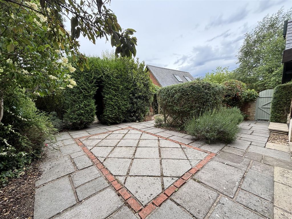 Additional image 3 of 4 bed detached house for saleDerriads Lane, Chippenham SN14